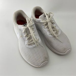 All White Nike Sneakers Tennis Shoes